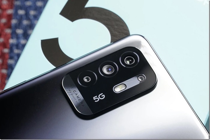 OPPO Reno5 Z sở hữu cụm 4 camera sau khá nổi bật với camera chính 48MP