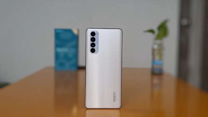 OPPO Reno4 Pro