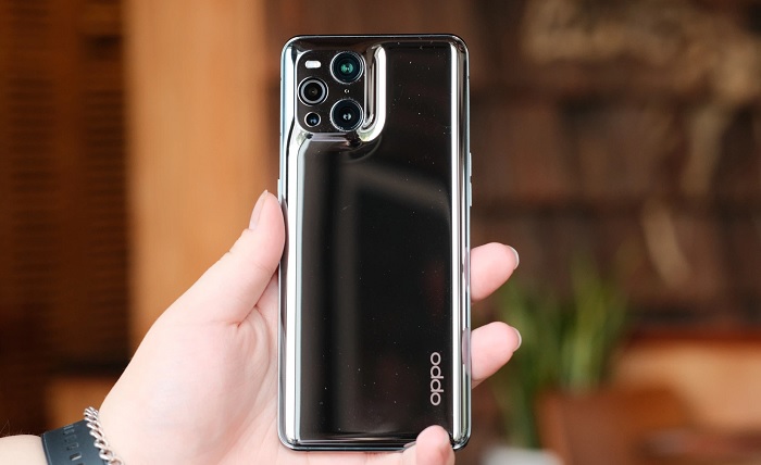 Mặt sau của OPPO Find X3 Pro 5G