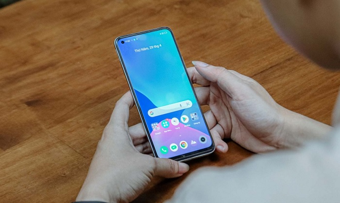 Màn hình Realme 8 cho chất lượng hiển thị tuyệt vời