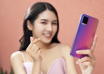 smartphone có thiết kế mặt lưng kính
