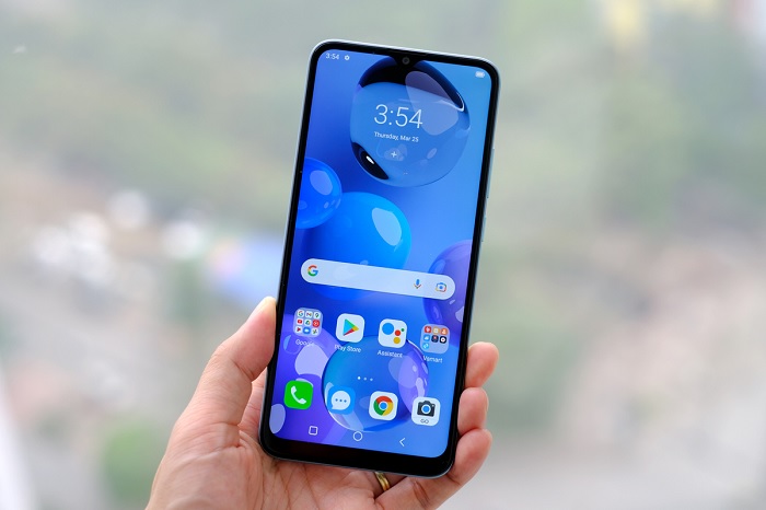 Viền màn hình của Vsmart Star 5 rất mỏng