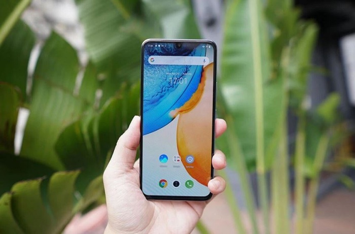 Tốc độ làm tươi lên tới 90Hz cho thao tác vuốt chạm mượt mà, hình ảnh chân thực sống động