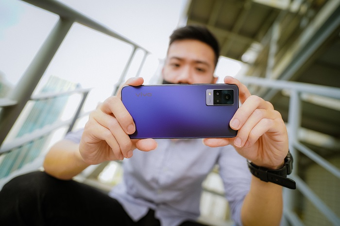 Vì sao nên mua Vivo V21 5G?