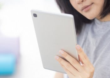 “Hóng biến” đã mắt sướng tai với màn hình 8.7” và loa kép trên Galaxy Tab A7 Lite