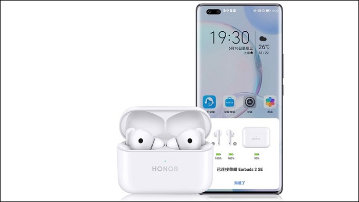 Thời lượng pin khoảng 10 tiếng nếu tắt ANC, và lên tới 32 tiếng khi sử dụng kèm với hộp sạc