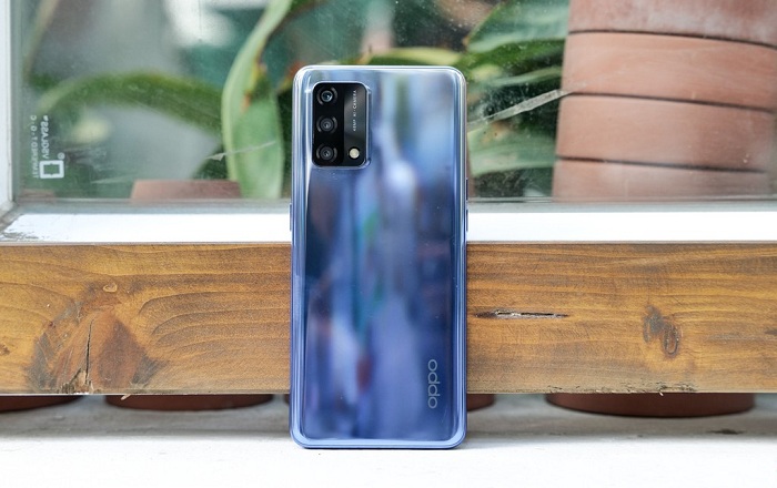 Mặt lưng OPPO A74 vừa sang trọng vừa tinh tế