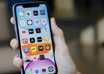 cách khắc phục màn hình iPhone bị tối