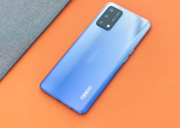 Mở hộp OPPO A74