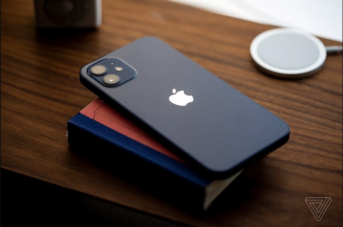 iPhone 12 sở hữu ngoại hình bắt mắt