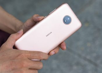 trải nghiệm Nokia C20