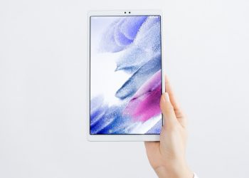 Trên tay Galaxy Tab A7 Lite