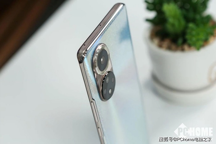 Honor 50 khá mỏng và nhẹ