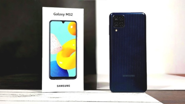 Hình ảnh Galaxy M32 trong video mở hộp