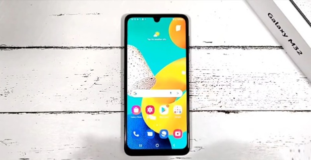 Giao diện của Galaxy M32 sau khi mở hộp