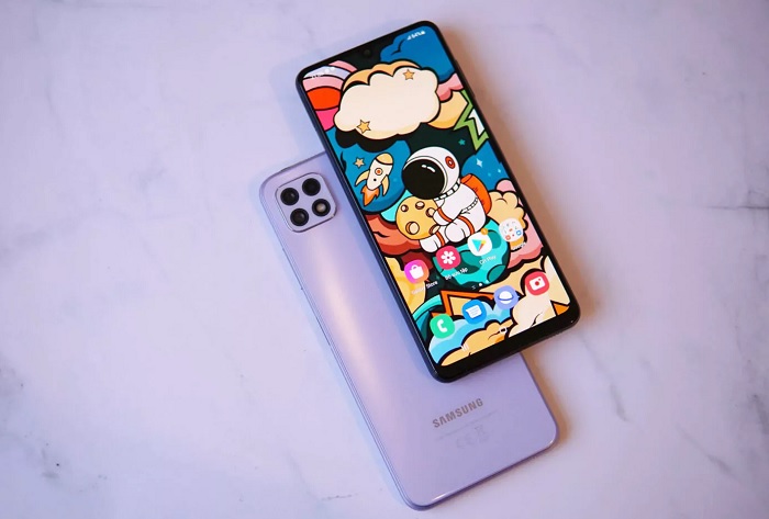 Màn hình Galaxy A22 5G lớn hơn Galaxy A22 4G