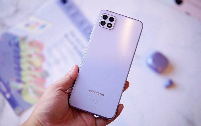 Mặt lưng của Galaxy A22 5G