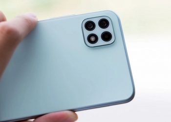 cận cảnh Galaxy A22 5G