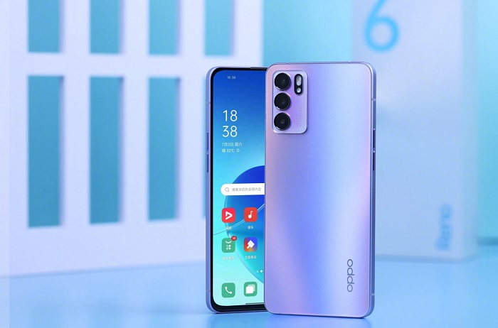 Mặt lưng của OPPO Reno6 Purple Star
