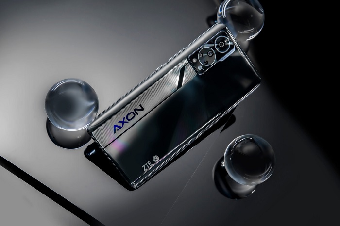 Cận cảnh ZTE Axon 30 5G