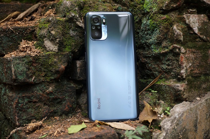 Thiết kế trẻ trung, năng động, hiệu năng tốt cùng viên pin trâu 5.000mAh