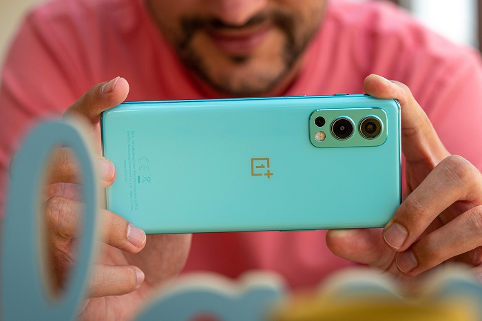 OnePlus Nord 2 5G được trang bị cụm camera 3 sau chất lượng hơn POCO F3 GT