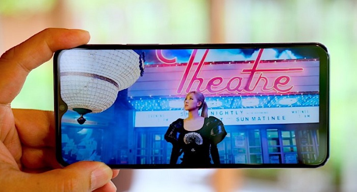 Màn hình Vivo Y72 5G tần số quét 60Hz..