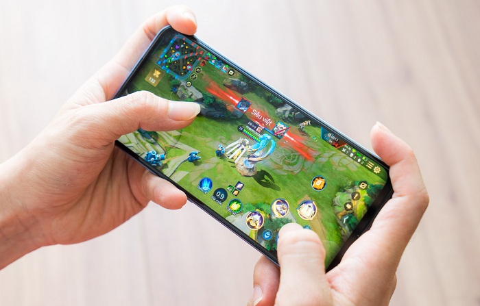 Realme 8 5G và Vivo Y72 5G cùng sử dụng một con chip
