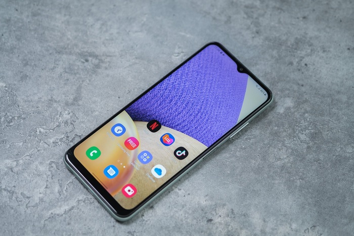 Màn hình Galaxy A22 5G có tần số quét 90Hz