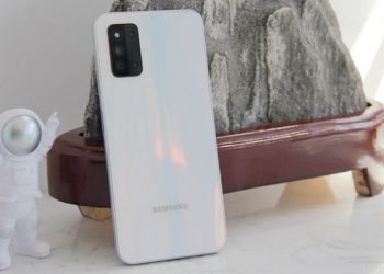 Trên tay Galaxy F52 5G