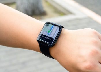 Trên tay OPPO Watch 2: Phiên bản mới kế nhiệm gần như toàn bộ ưu điểm của phiên bản trước đó