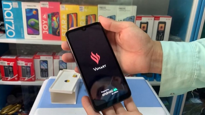 Vsmart Bee 5 chạy chip 4 nhân Helio A22