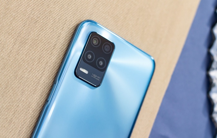 Thiết kế cụm camera sau trên Realme 8 5G