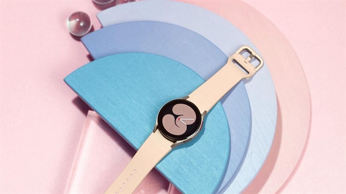 Galaxy Watch4 cho chất lượng hiển thị tốt hơn