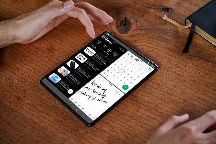 Samsung Galaxy Z Flip3 và Galaxy Z Fold3