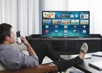 Cách điều khiển tivi Samsung bằng giọng nói