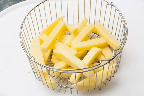 Cách làm khoai lang chiên bằng nồi chiên không dầu