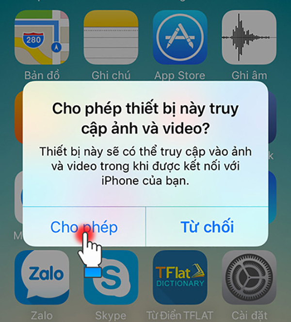 Chuyển ảnh từ iPhone sang máy tính bằng cáp kết nối