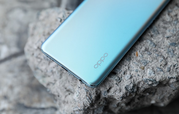 Reno6 Z 5G không xảy ra hiện tượng quá nhiệt khi người dùng chơi game trong thời gian dài