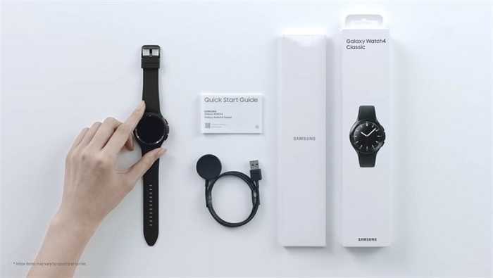 Hộp đựng và các phụ kiện đi kèm Galaxy Watch4 Classic