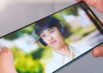 Điểm khác biệt giữa OPPO Reno6 5G so với Reno6 Z 5G