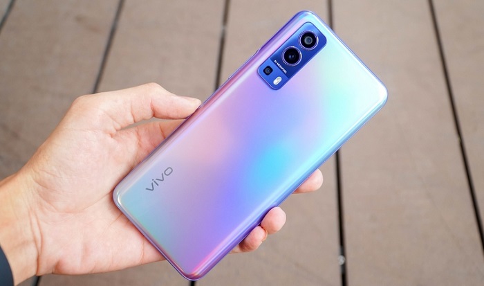 Mặt sau của Vivo Y72 5G