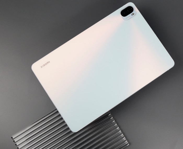 Mặt lưng của Mi Pad 5 Pro