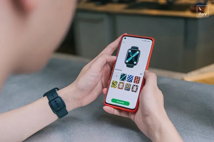 Không thể tải mặt đồng hồ phổ biến như Asuka hay Conan từ kho mặt đồng hồ về máy