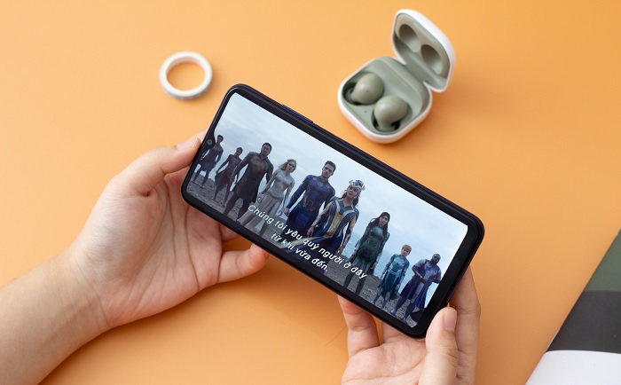 Galaxy A03s đi kèm viên pin dung lượng lớn