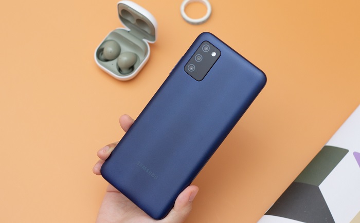 Trên tay Samsung Galaxy A03s