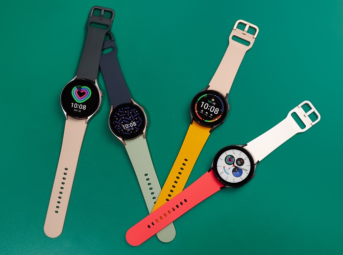 Sự khác biệt chủ yếu giữa Galaxy Watch4 và Watch4 Classic nằm ở chất liệu và tính thẩm mĩ