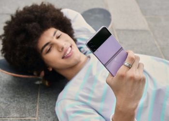Galaxy Z Flip3 5G có gì đặc biệt để thuyết phục người dùng xuống tiền?