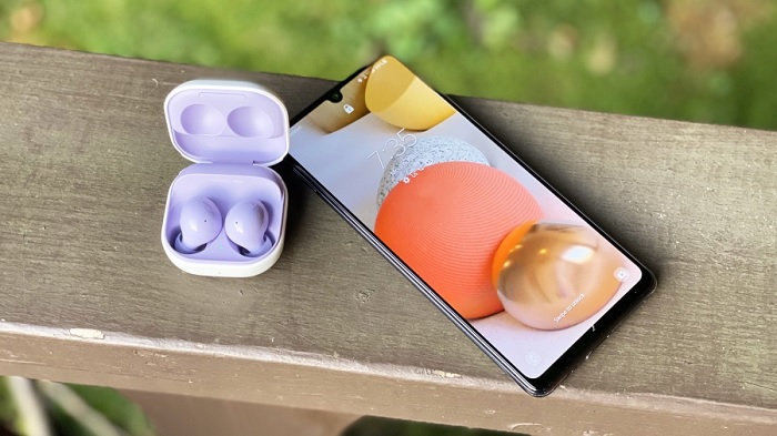 Galaxy Buds2 kết nối liền mạch và nhanh chóng với các thiết bị trong hệ sinh thái của Samsung
