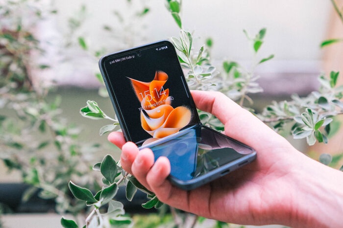 Đánh giá Samsung Galaxy Z Flip3 5G